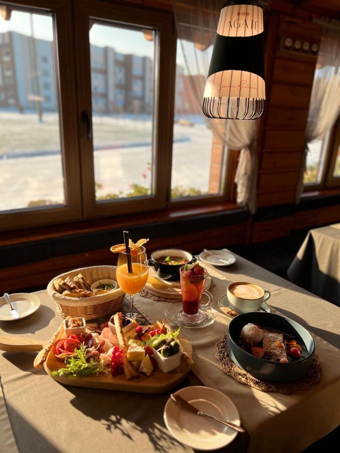 Agate Hotel Ozolnieki Exteriör bild