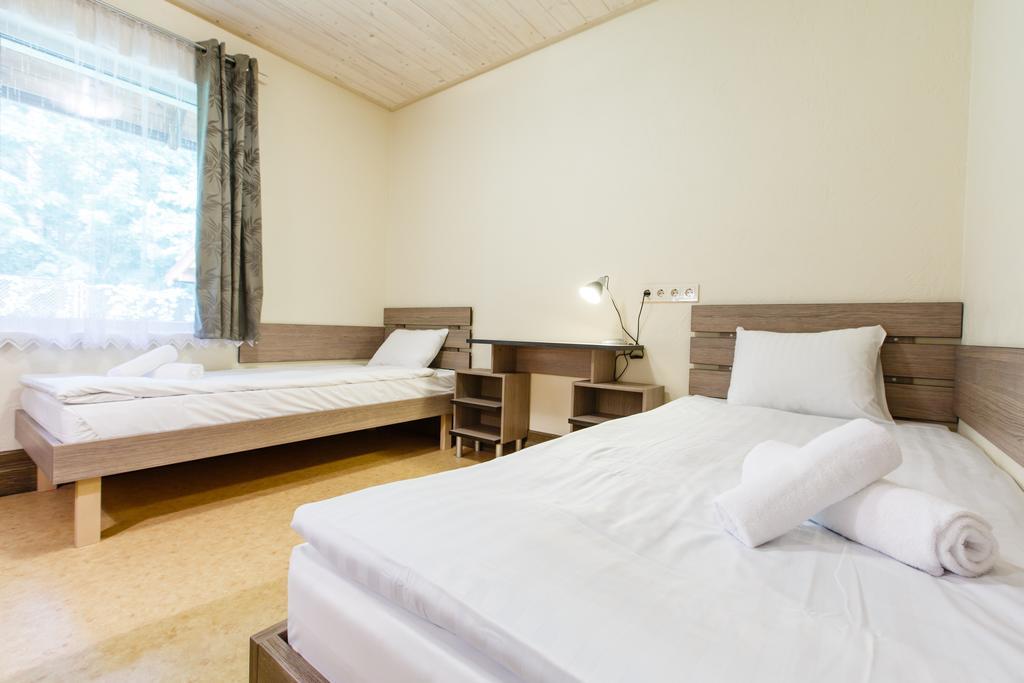 Agate Hotel Ozolnieki Rum bild